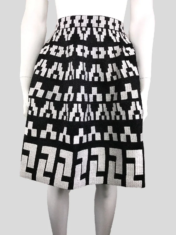 Elliatt Black And White Abstract Print Short Puff Skirt With Net Material Design X-Small chiffon skirt airy Elliatt Black And White Abstract Print Short Puff Skirt With Net Material Design X-Small chiffon skirt airy