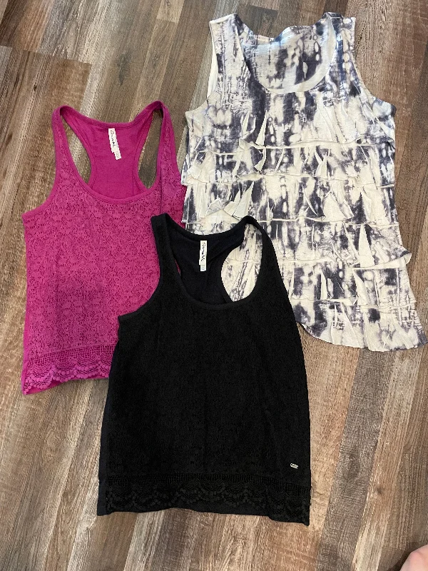 Lot of 3- Womens Aeropostale Lace Tank Tops & more size medium scoop neck tank