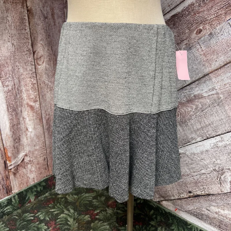 THEORY BLACK GREY TWO TONE MINI SKIRT SIZE 8 D2C tiered skirt playful