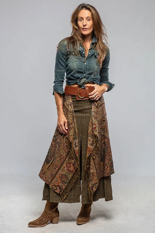 Gypsy Combi Skirt In Black Paisley Jacquard wool skirt sturdy