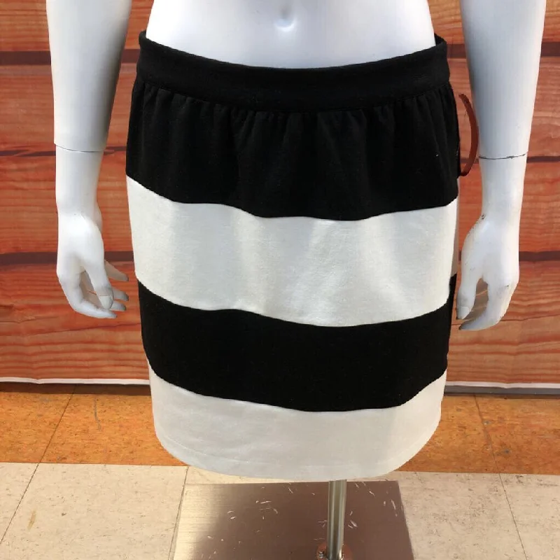 LOFT BLACK WHITE STRIPED SKIRT SIZE 4 TCC slim fit skirt