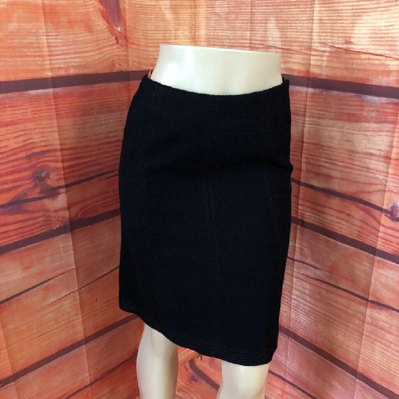 ANN TAYLOR BLACK WOOL SKIRT SIZE 4P TCC elastic waist skirt