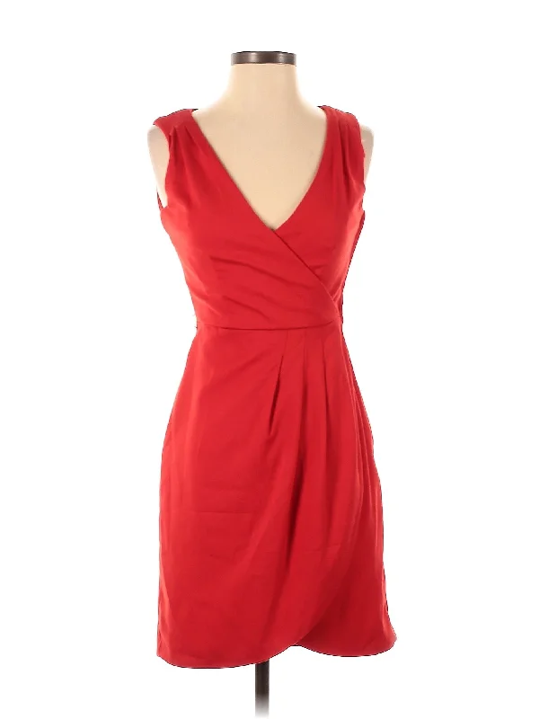 Cocktail Dress Boat Neckline Classic