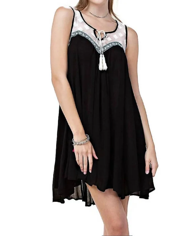 Mesh Embroidered Dress In Black