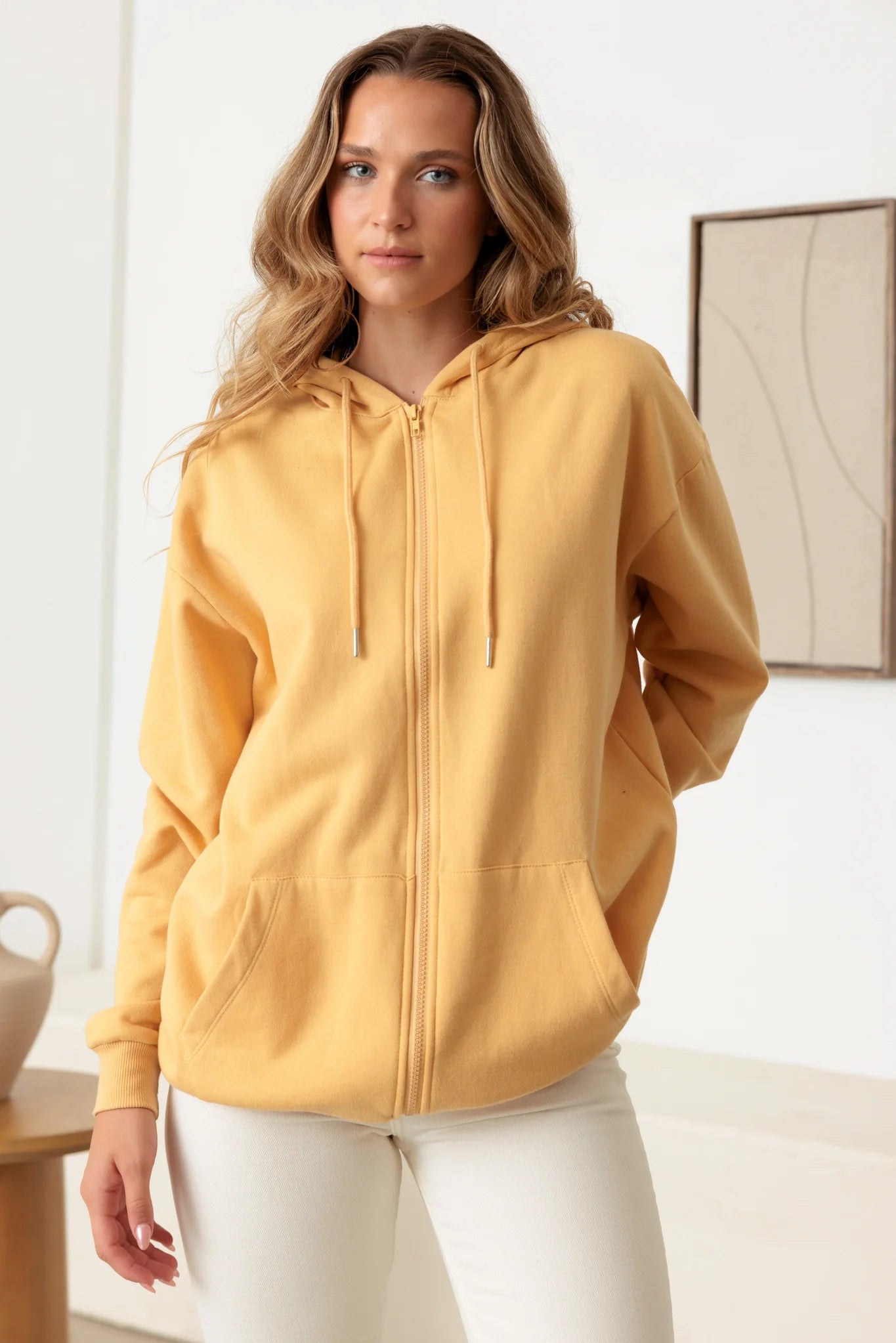 Zip-Up Long Sleeve Two Pocket Hooded Sweatshirt Hoodie with Patch Decorative Personalized Zip-Up Long Sleeve Two Pocket Hooded Sweatshirt Hoodie with Patch Decorative Personalized