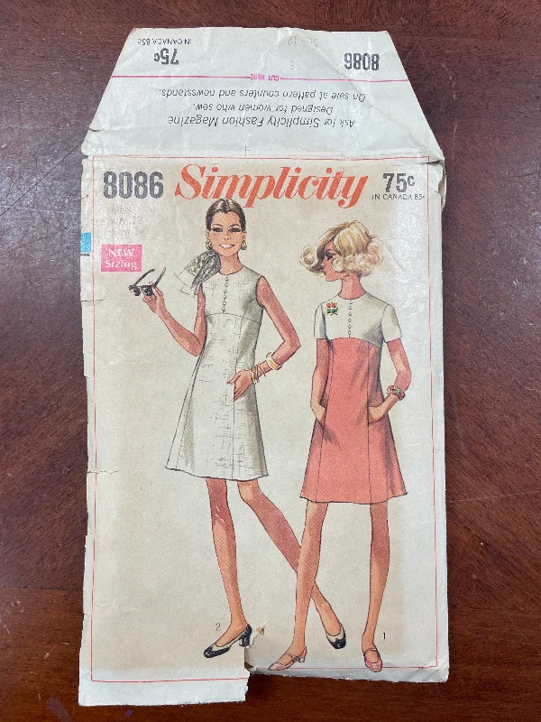 1969 Simplicity 8086 Sewing Pattern - Dress
