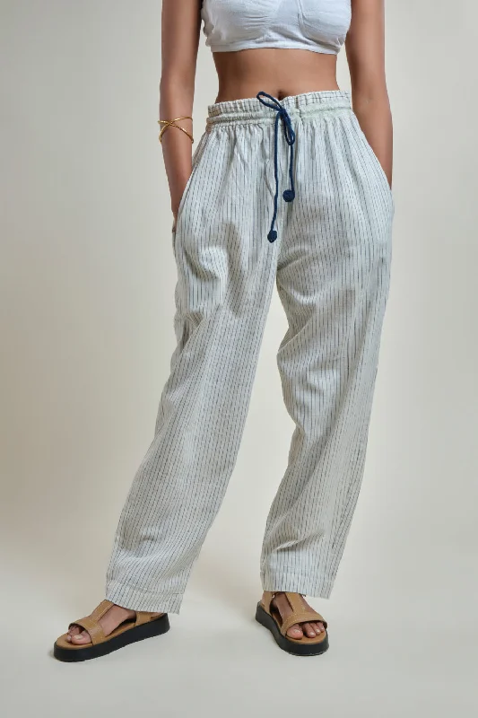 Jip Trousers Wide Leg Loose Fit Mid Waist