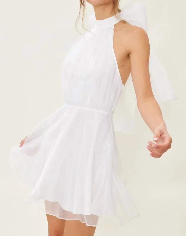 I'm The Centerpiece Dress In White