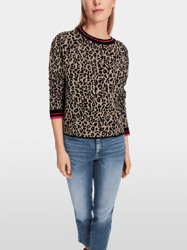 Marc Cain Sports Leopard Print Design Jumper XS 41.36 M32 Col 117 Graphic Sweater Embroidered Appliqued